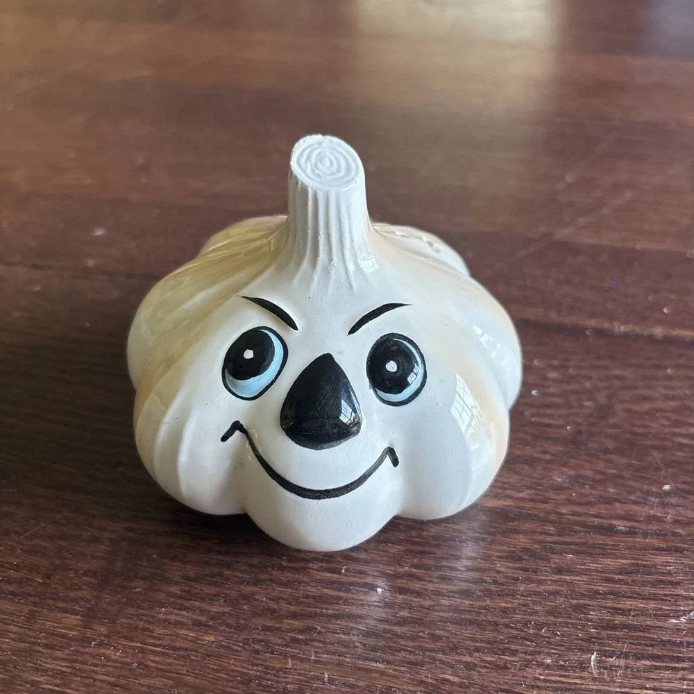 Anthropomorphic‎ SMILEY FACE Garlic Shaker Vent Head Bulb VTG 50s Ceramic Fridge
